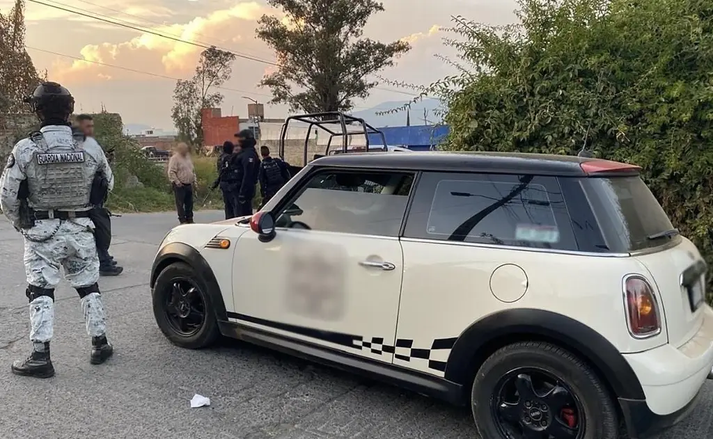 Imagen Caen cuatro personas con armas y artefactos explosivos improvisados en Michoacán