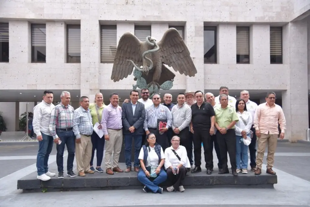 Reforma laboral en Veracruz es retirada tras presión sindical