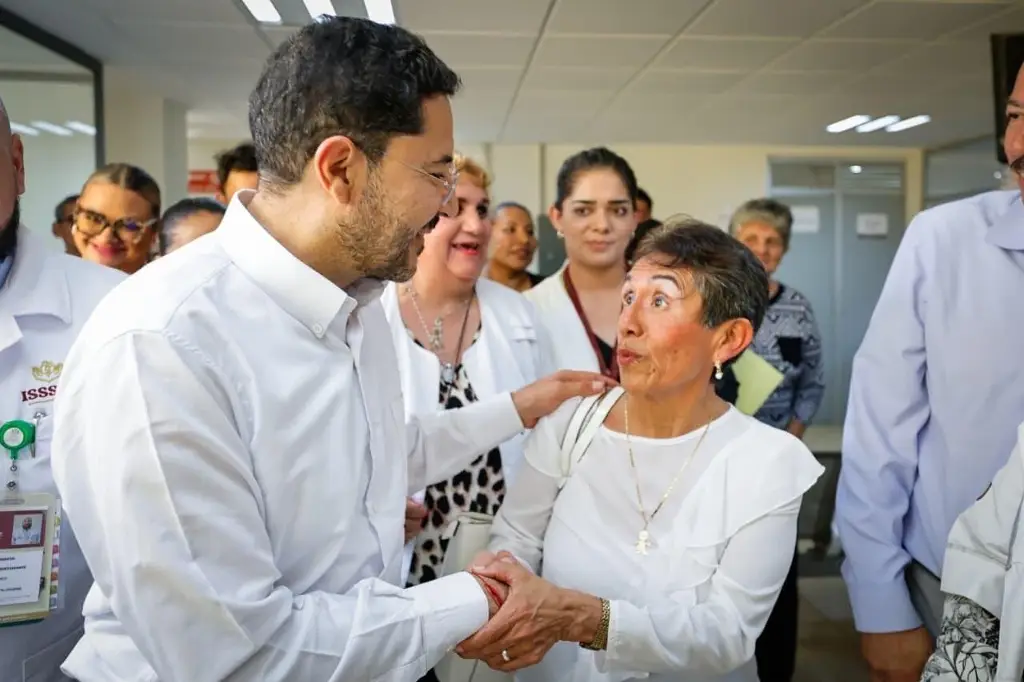 Imagen ISSSTE agiliza abasto de medicamentos, aumenta ambulancias e incrementa salarios tras reclamos en Orizaba