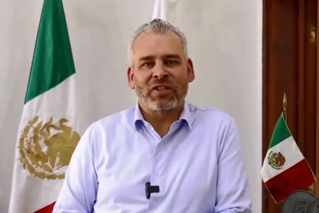 Imagen Está prófugo uno de los escoltas de Carlos Manzo, informa gobernador de Michoacán