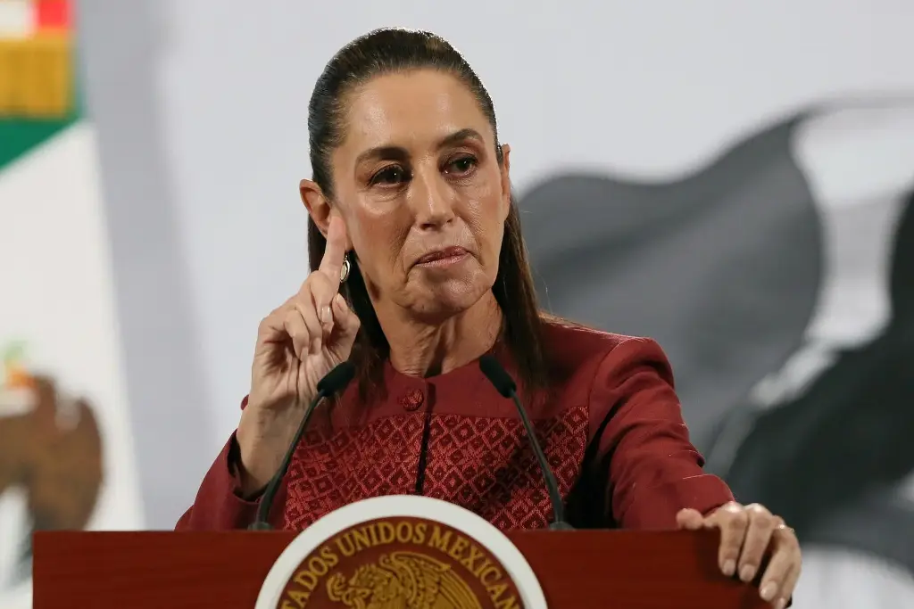 “Violaría las leyes”: Sheinbaum responde a Perú por posible ingreso a embajada de México