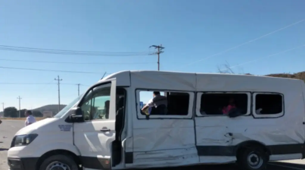 Imagen Hay cierre parcial de circulación en carretera de Veracruz; este es el motivo 