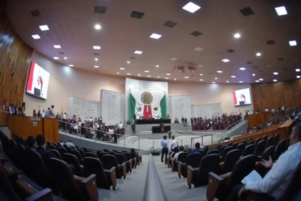 Imagen Hoy votarán en el Congreso iniciativa para que gobernadora pueda retirar a la actual Fiscal de Veracruz
