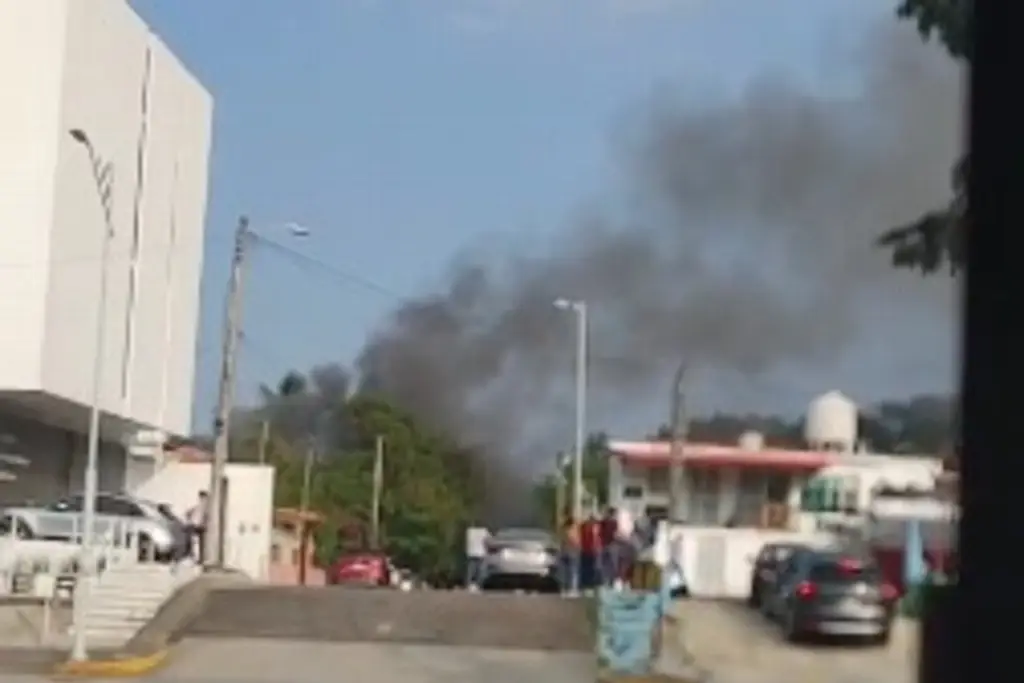 Se incendia casa en colonia de Veracruz 