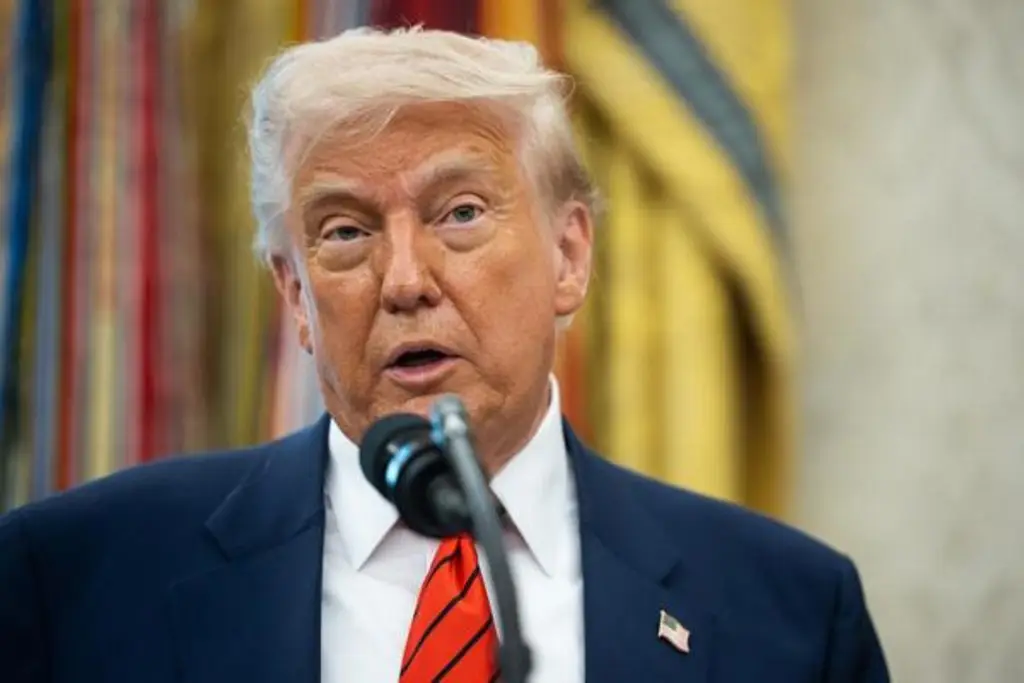 Trump insiste en que 'podría hablar' con Maduro para 'salvar muchas vidas'