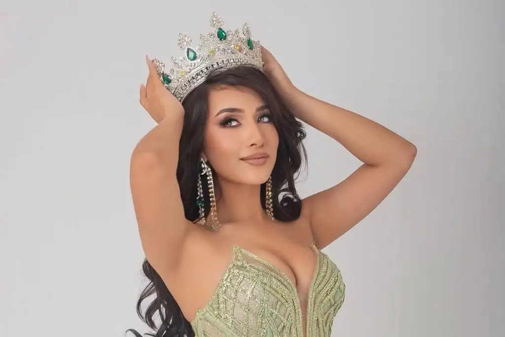 Imagen Veracruzana representa a México en el Reinado Mundial de la Piña, en Colombia 