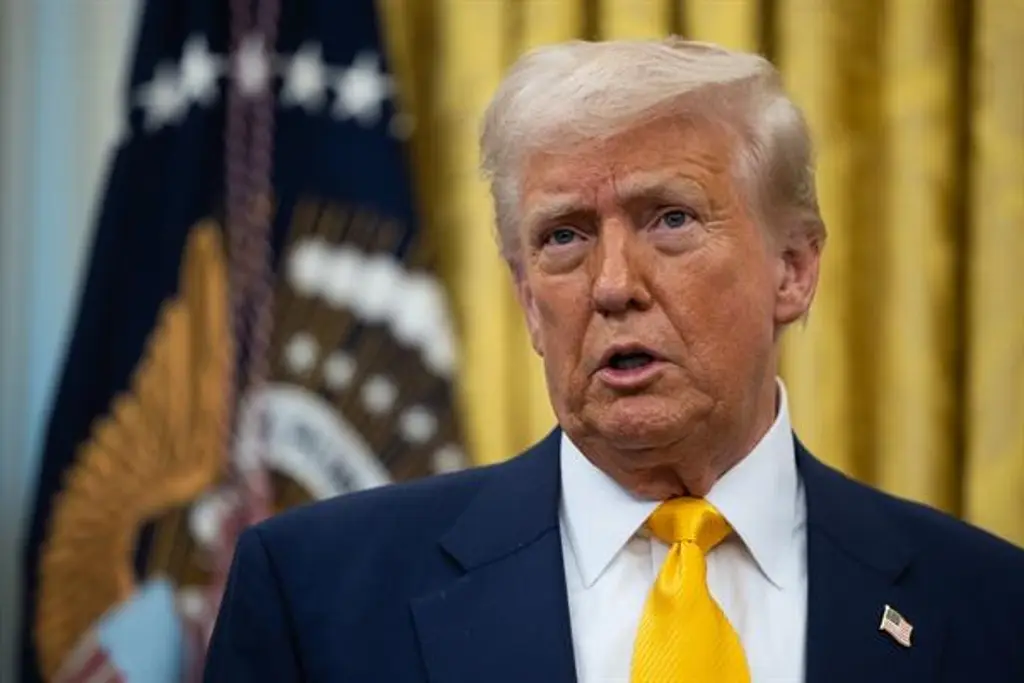 Imagen Trump avisa que 'empezará a detener' el avance de narcotraficantes de Venezuela por tierra