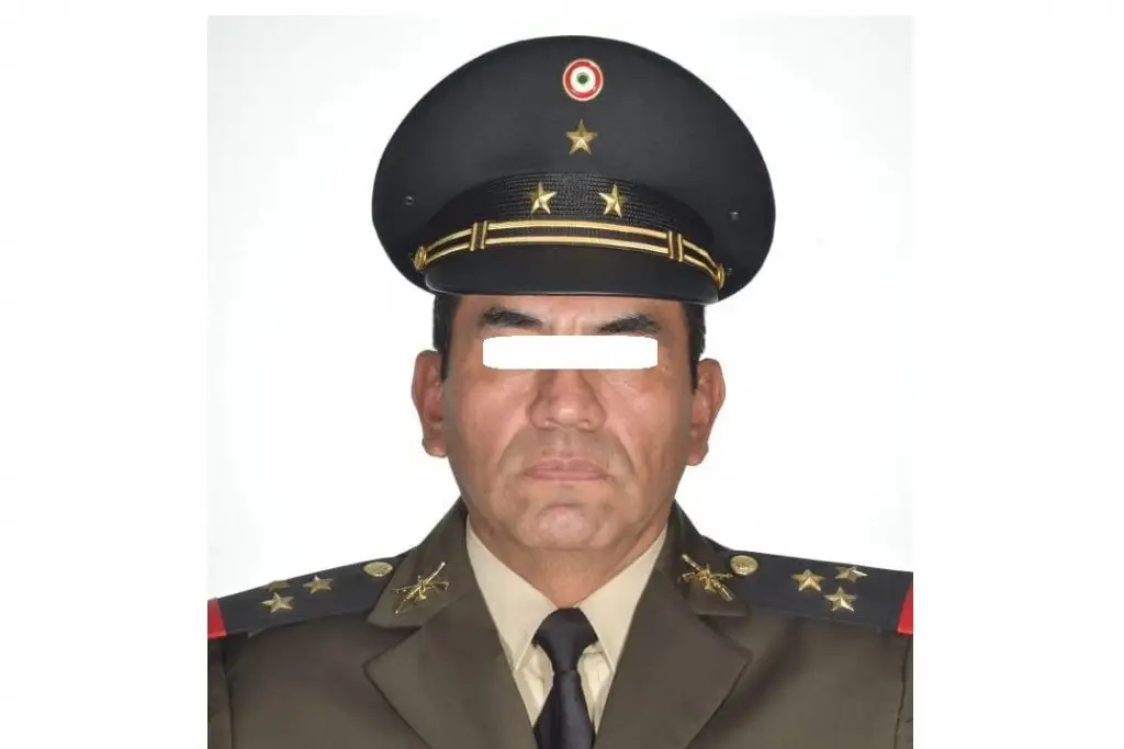 Imagen Confirman orden de aprehensión contra exdirector de Seguridad de Uruapan y jefe de escoltas de Carlos Manzo