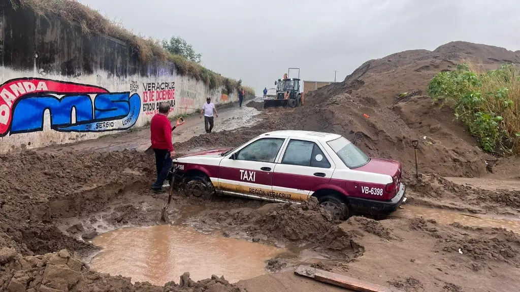 Imagen ¡Precaución! Deslave en kilómetro 13.5 en Veracruz 