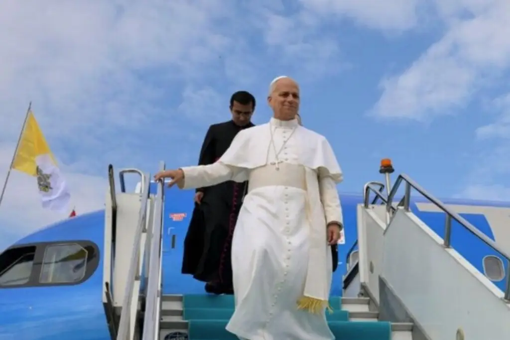 Imagen Airbus llama a revisión avión en el que viaja el papa León XIV, por fallo