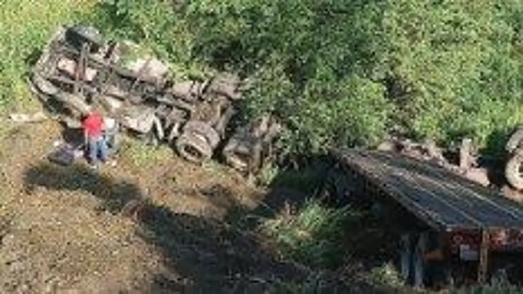 Reportan fuerte accidente en esta carretera de Veracruz