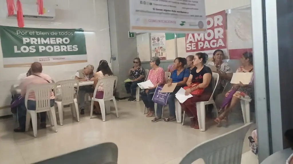 Imagen Módulos y horarios para incorporarse a pensión de adultos mayores y mujeres en Veracruz
