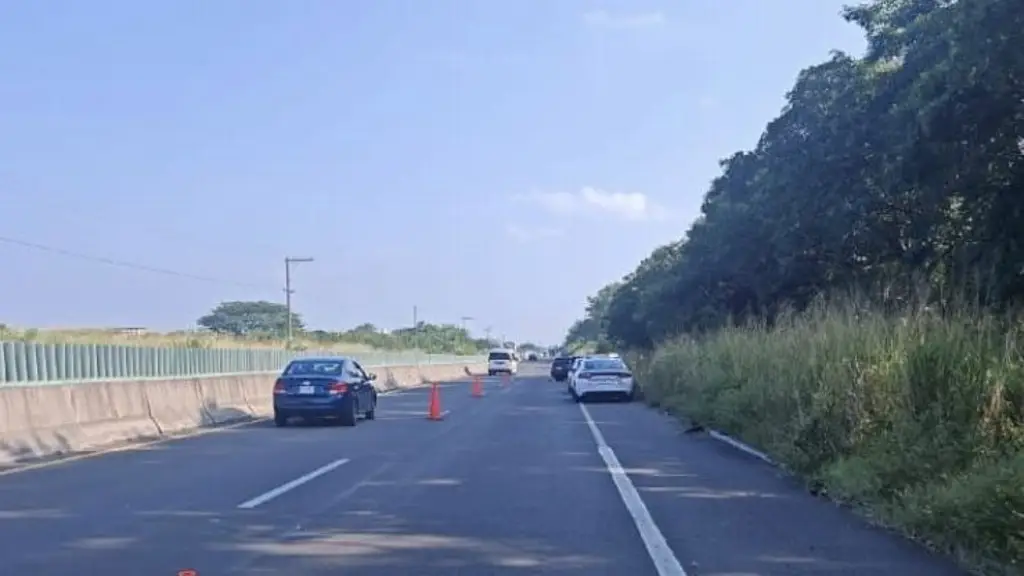 Imagen Se registra cierre parcial de circulación en autopista de Veracruz; conoce la razón 