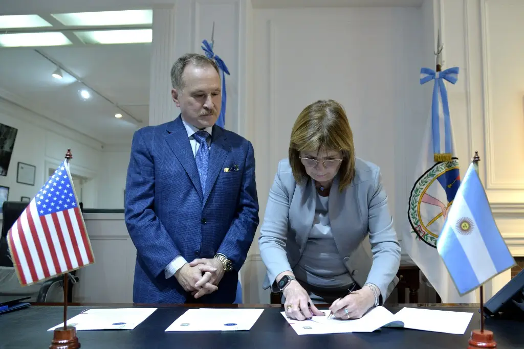 Argentina y EU firman acuerdo para fortalecer la lucha contra el crimen organizado