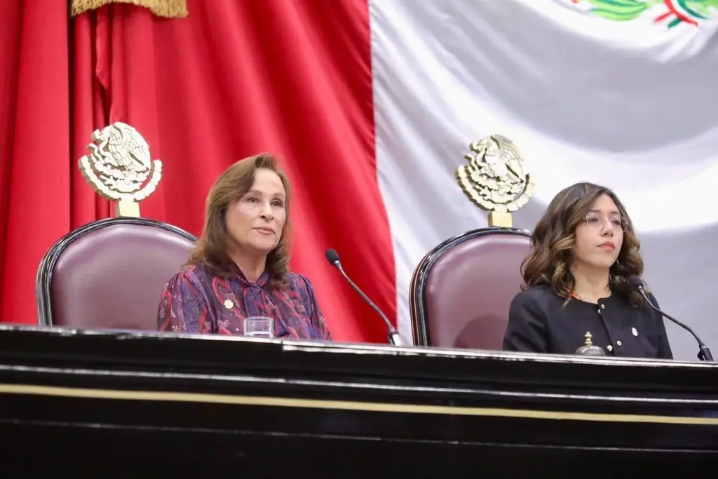 Imagen Rocío Nahle responde a declaraciones del senador Manuel Huerta sobre deuda