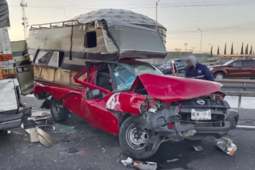 Imagen Reportan cierre por fuerte accidente en carretera de Veracruz