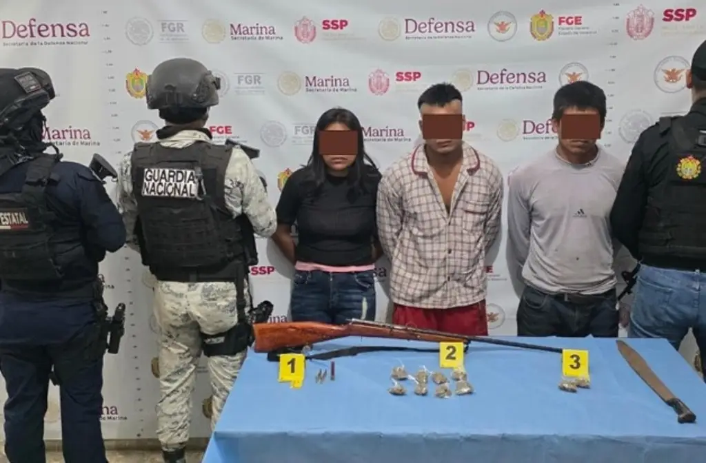 Deja 3 detenidos operativos en Hueyapan de Ocampo, Veracruz; también aseguran objetos