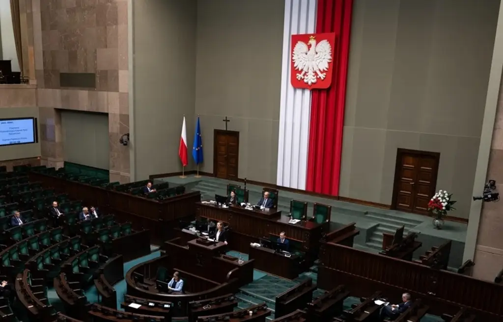 Imagen Tribunal Constitucional de Polonia declara ilegal la existencia del Partido Comunista