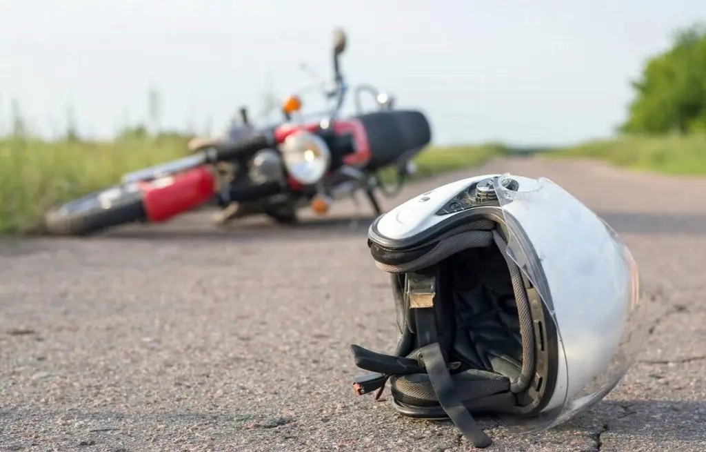 Imagen Motociclista pierde la vida tras accidente en la carretera Veracruz–Cardel; responsable se da a la fuga