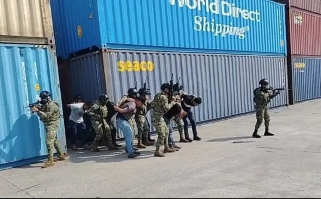 Imagen Así participó personal naval en Simulacro de Protección Nivel III en Coatzacoalcos, Veracruz