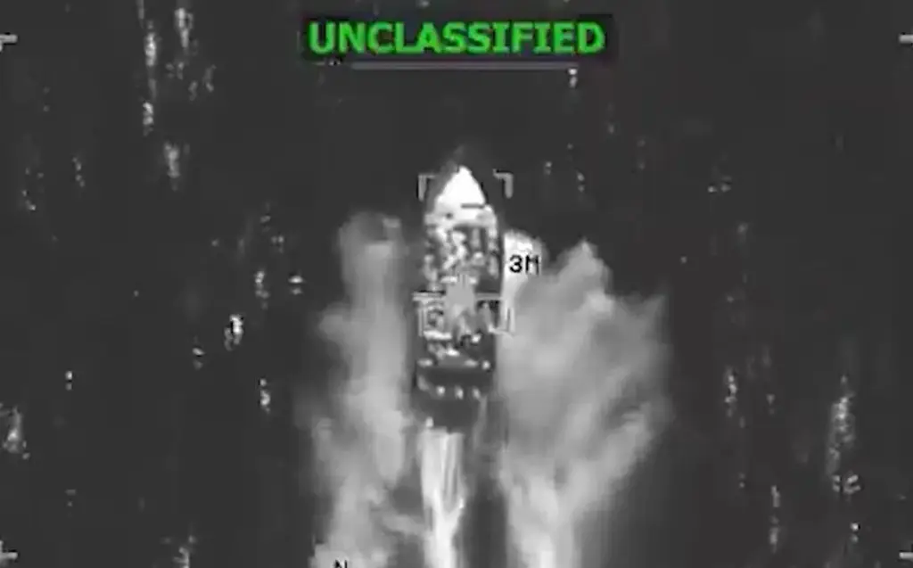 Imagen Lancha que recibió doble ataque de EU acompañaba a un buque a Surinam, según CNN