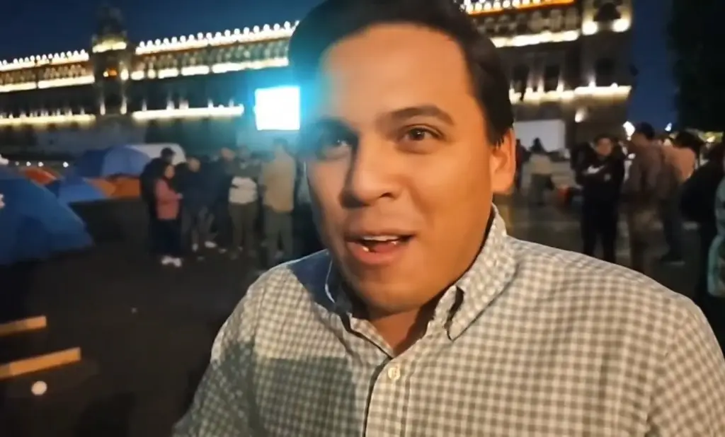 Imagen Llegan desde Veracruz al Zócalo de la CDMX para escuchar mensaje de Sheinbaum (+Video)
