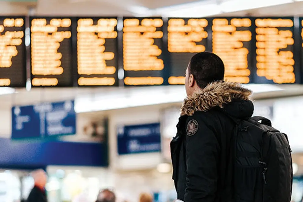 ¿Viajas el extranjero para Navidad? Checa esta información importante del INM