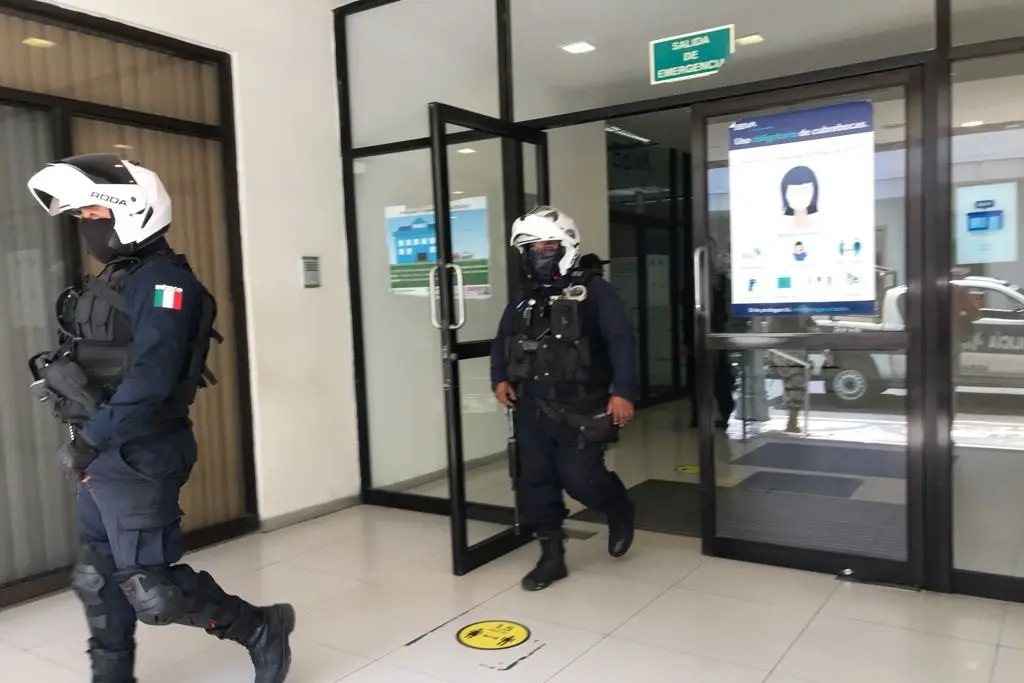 Imagen Taxistas temen aumento de asaltos en Veracruz-Boca del Río por temporada decembrina