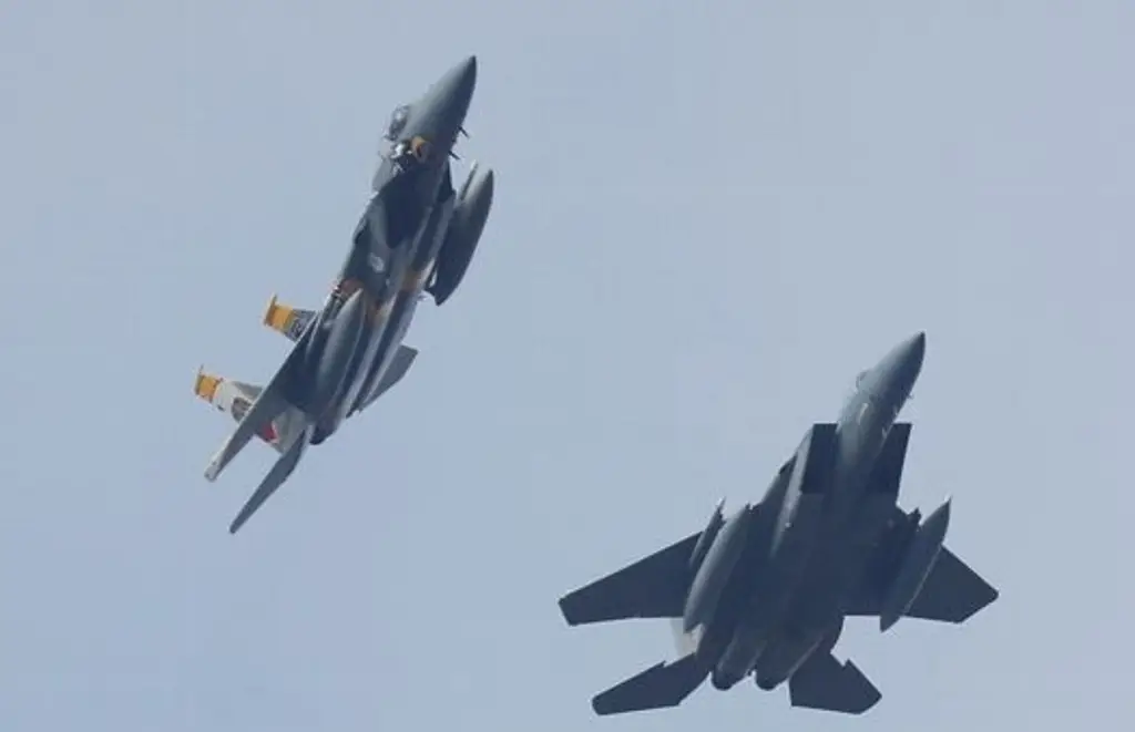 Imagen Cazas de EU atravesaron espacio aéreo de Venezuela por varios minutos