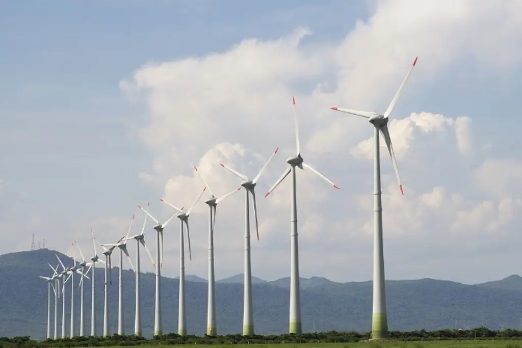 Imagen CCE apuesta por 'destrabar' 10 proyectos clave de inversión en energía