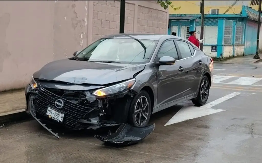 Imagen Dos heridos en choque de patrulla de Policía Municipal de Orizaba y auto particular