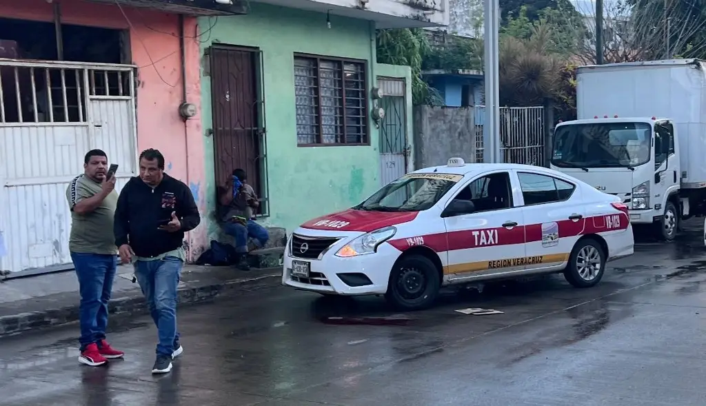 Imagen Ciclista lesionado tras chocar con un taxi en Veracruz 