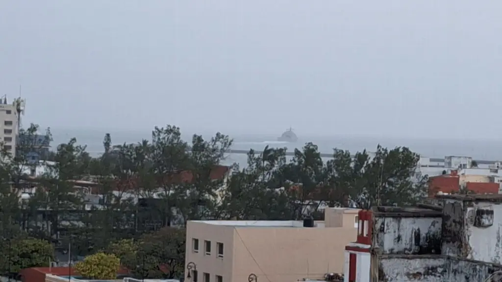 Se va de Veracruz el barco USS Wichita de la marina de EU