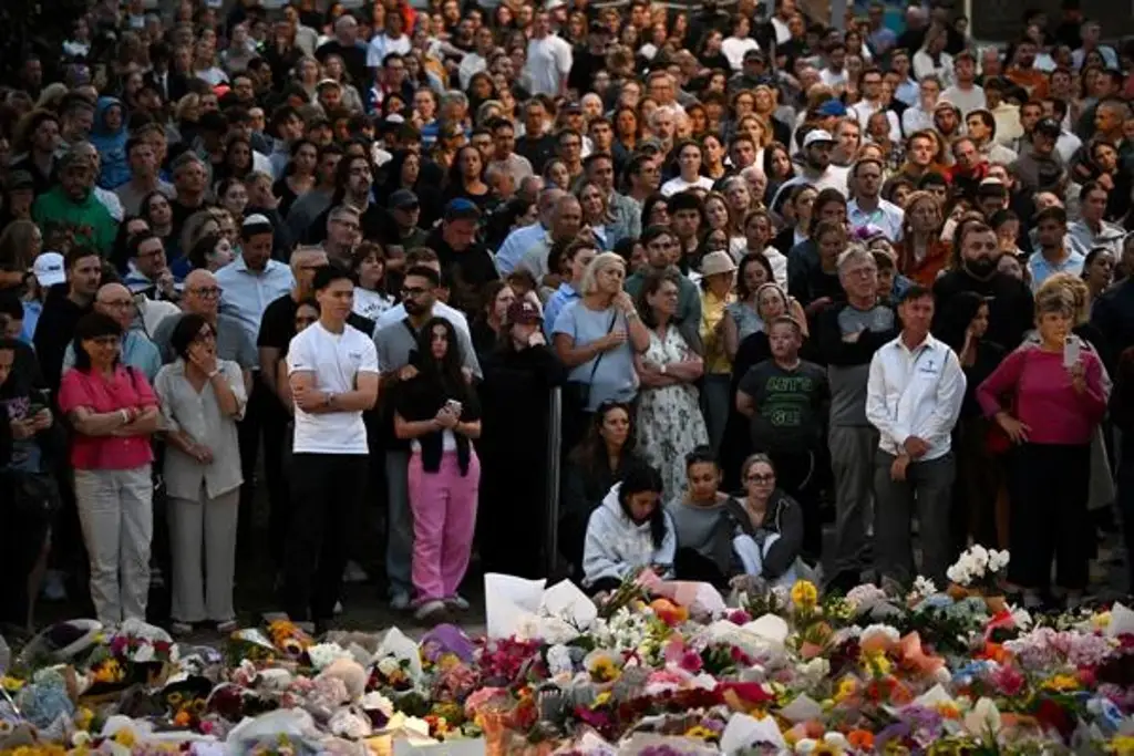 Duelo y silencio en Sídney tras el tiroteo más grave en Australia en 30 años 