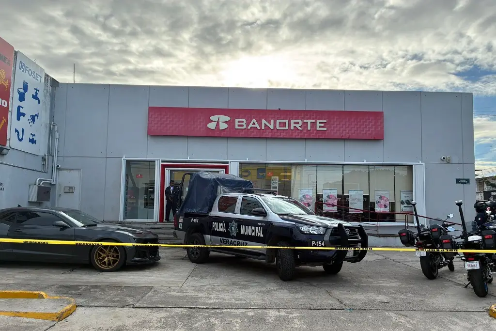 Imagen Asesinan a hombre en presunto asalto afuera de banco en Veracruz 
