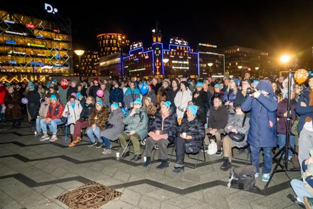 Australia rinde homenaje a las víctimas del atentado en playa de Sídney 
