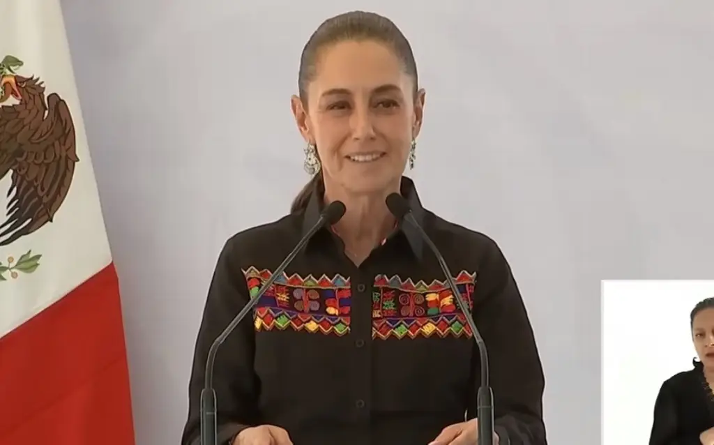 Imagen Sheinbaum inaugura planta eléctrica en Querétaro; reconoce a trabajadores de la CFE