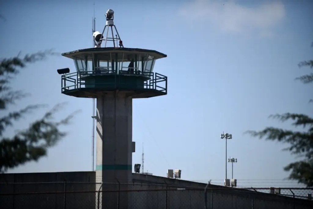 Imagen CNDH emite recomendación por muerte en CEFERESO 5 de Villa Aldama