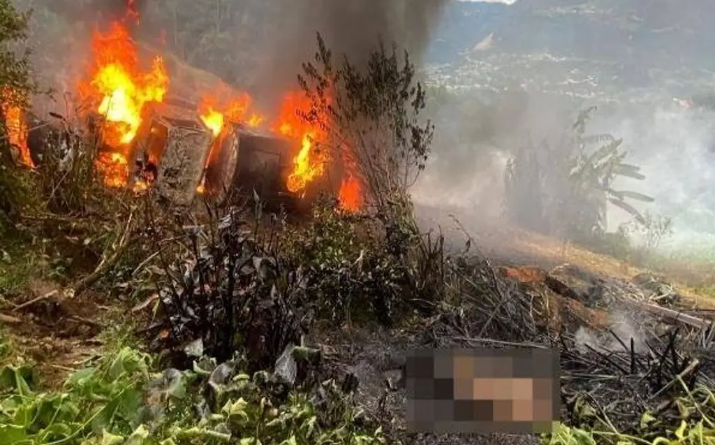 Imagen Muere hombre calcinado tras volcadura y explosión de pipa en Chiapas