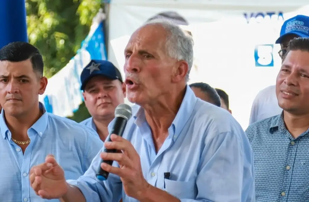 Imagen Candidato Asfura denuncia agresiones a mujeres en Centro Logístico Electoral de Honduras