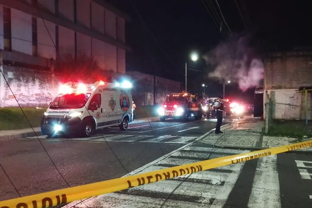 Imagen Incendio consume vivienda en Orizaba