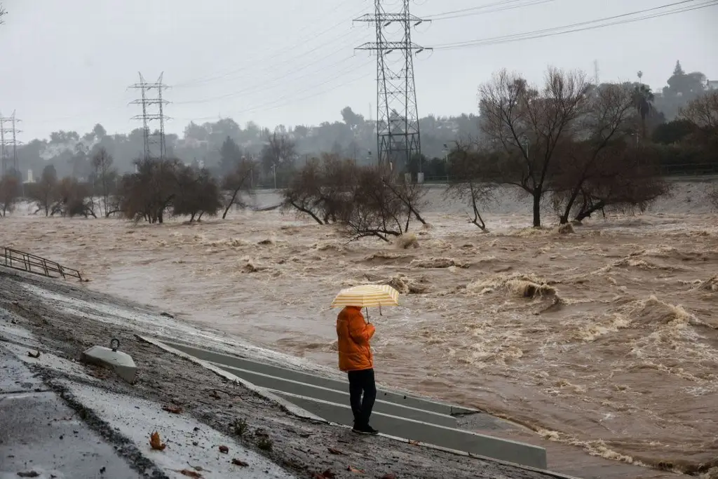 Imagen Tormentas dejan un muerto en cerca de Sacramento, California