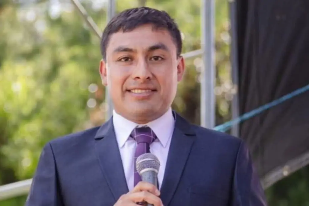 Imagen Presentador muere en concurso de belleza en Perú; momento fue transmitido en vivo