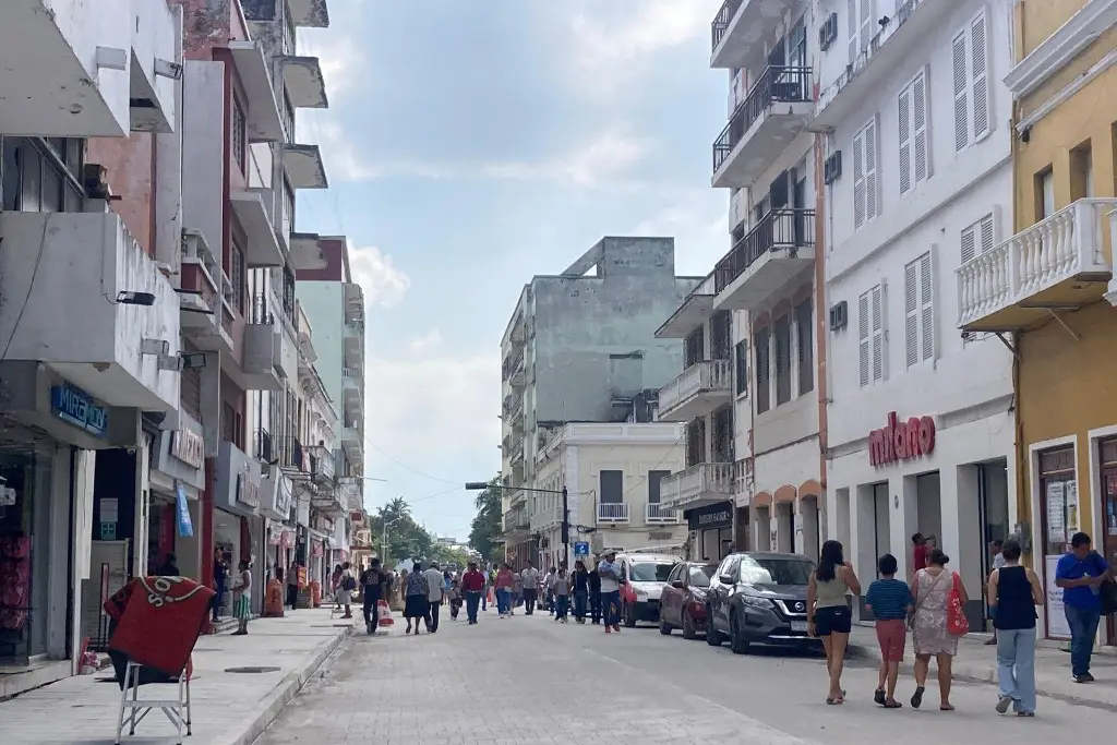 Imagen Con remodelación del centro histórico de Veracruz se espera apertura de nuevos negocios