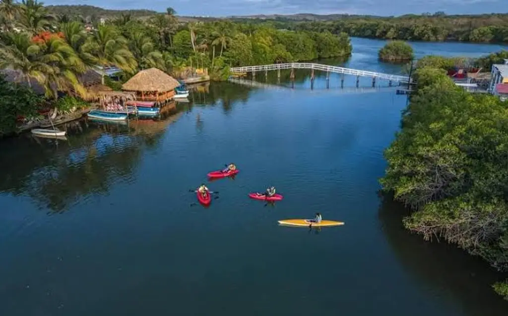 Meseros aprenden inglés en Mandinga ante aumento de turismo internacional