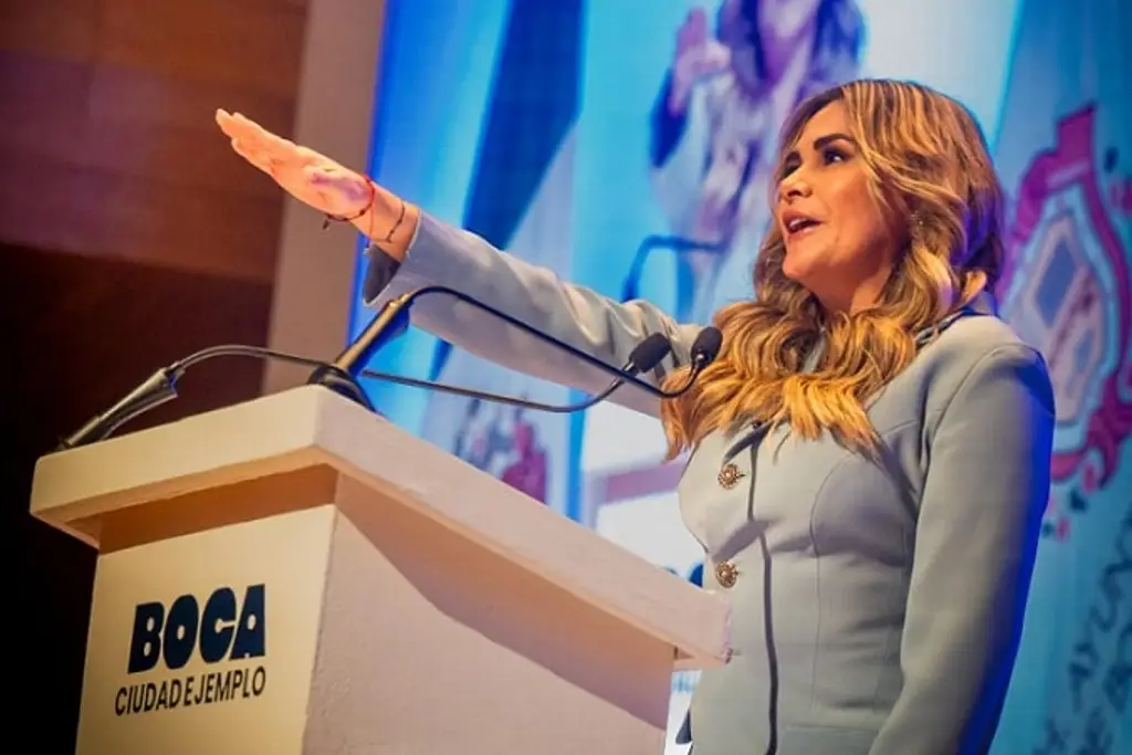 Imagen Maryjose Gamboa promete respeto institucional y coordinación con otros poderes al rendir protesta en Boca del Río