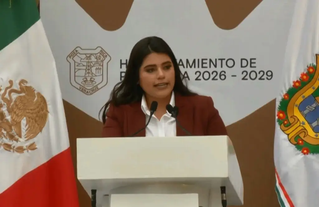 Imagen Adanely Rodríguez rinde protesta como alcaldesa de Poza Rica, Veracruz