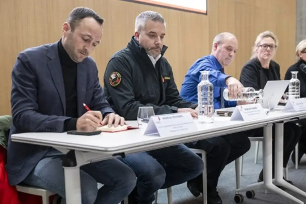 Imagen Policía suiza teme que haya extranjeros entre víctimas de incendio en estación de esquí