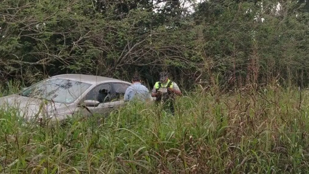 Imagen Hay cierre por accidente en esta carretera de Veracruz. Precaución
