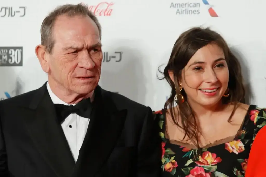 Imagen Tommy Lee Jones rompe el silencio sobre la muerte de su hija Victoria Kafka
